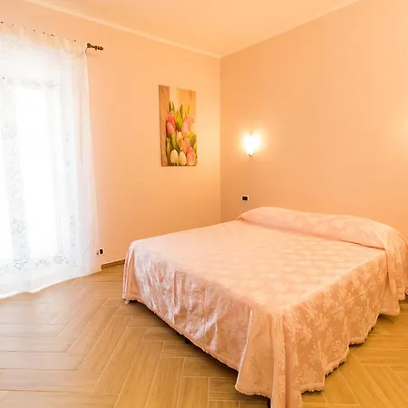 Casa Nel Cortile 2 * 切法卢