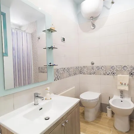 Casa Nel Cortile 2 Appartamento *